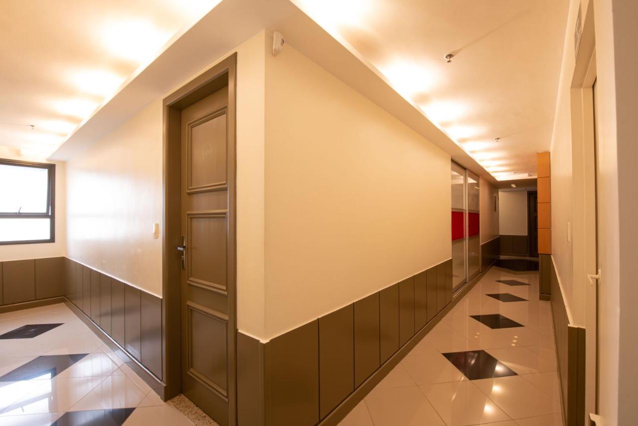 Hotel Habitare โนวาฟริบูร์โก ภายนอก รูปภาพ